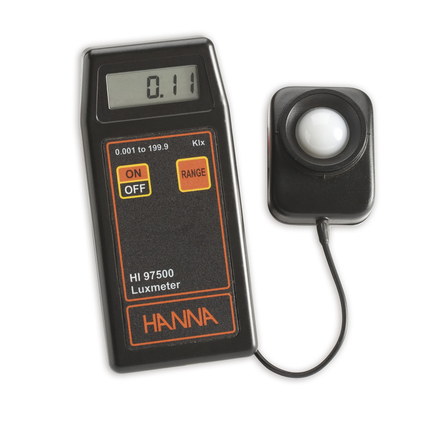 Luxmètre portatif livré en coffret de transport avec pile