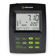 PH METRE DE PAILLASSE milwaukee